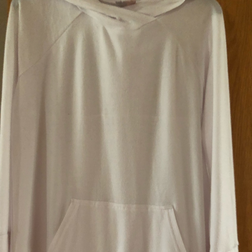 NWOT LulaRoe Amber in solid white!